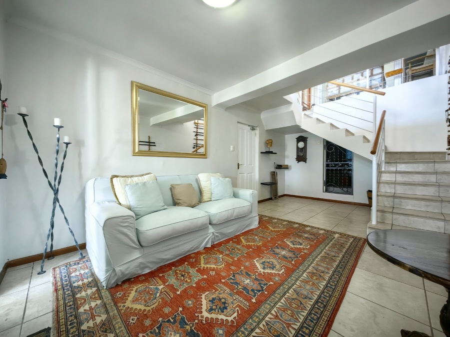 To Let 3 Bedroom Property for Rent in Gordons Bay Village Western Cape